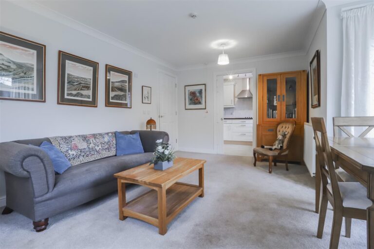 Apartment 10, Woodcock House Image