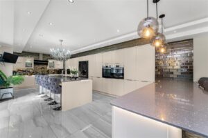 Property Image 102