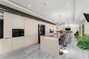 Property Image 98