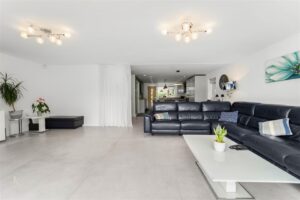 Property Image 44