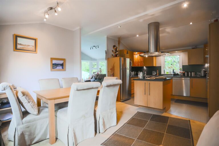 21 Ribblesdale Park Image