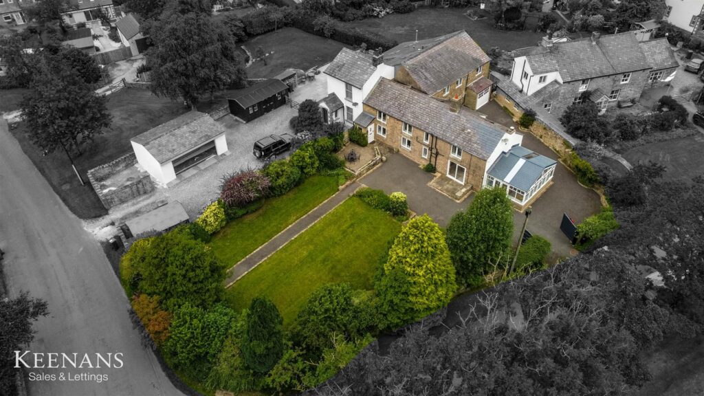 Lovely Hall Lane, Salesbury