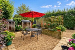 Property Image 100