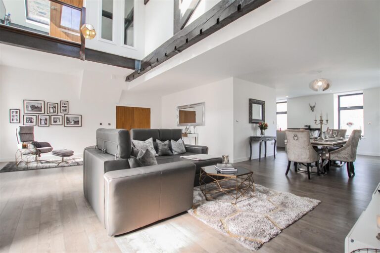 The Powermill, Apartment 6 Image