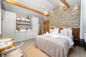Property Image 76