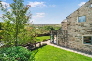 Property Image 95