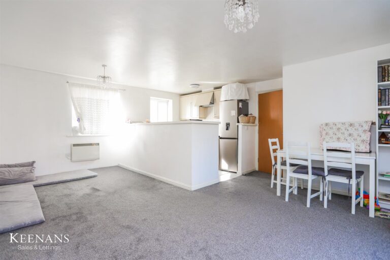 Apartment 391C Image