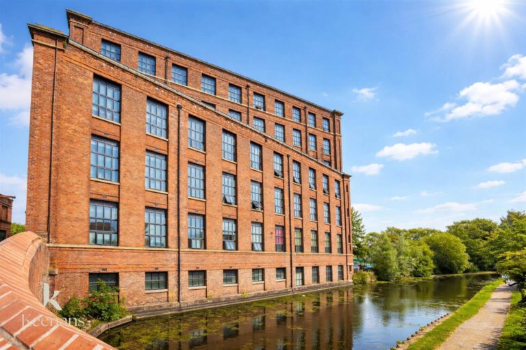 Mather House, Apartment 67 Image