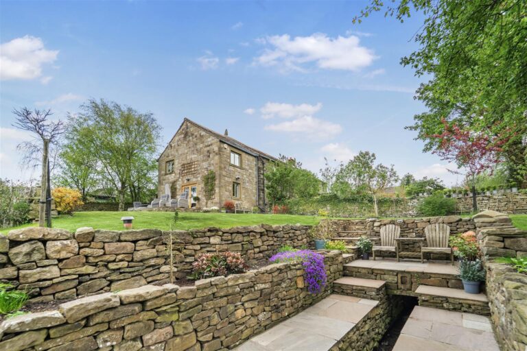 Lower Bottin Cottage Image