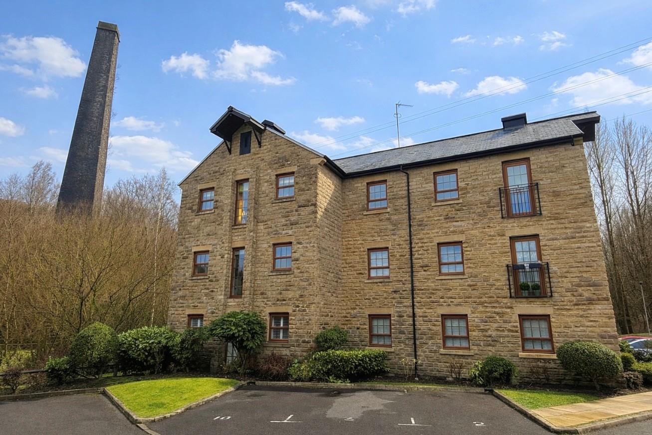 Apartment 9, 3 Image