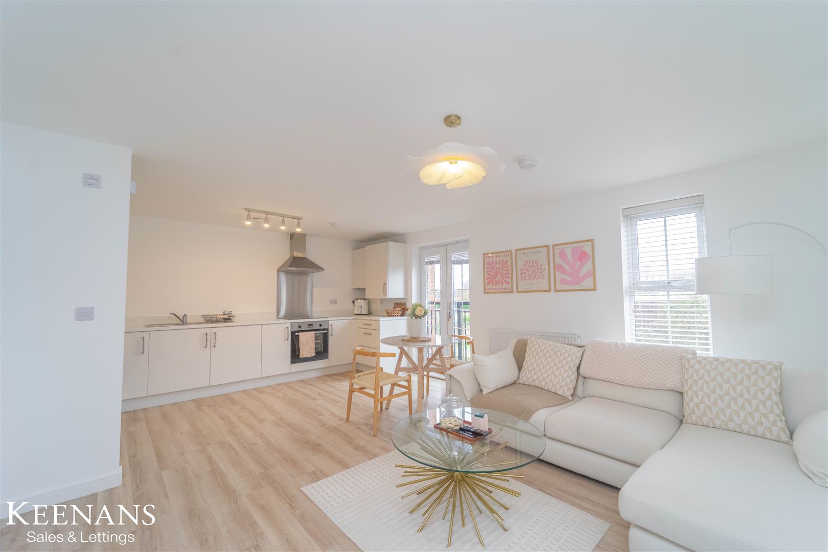 Apartment 8, 29 Image